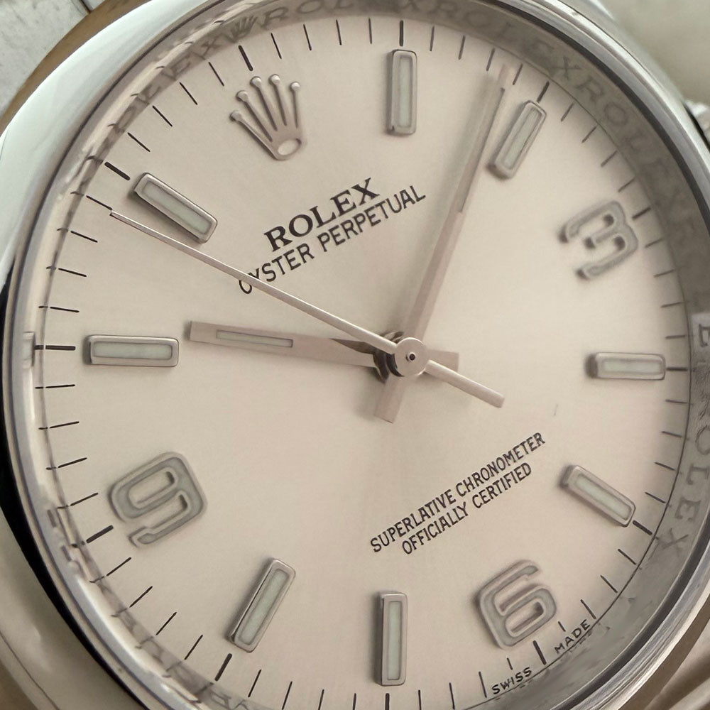 Rolex Oyster Perpetual 116000 6