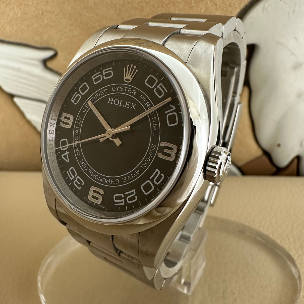 Rolex Oyster Perpetual 116000 1