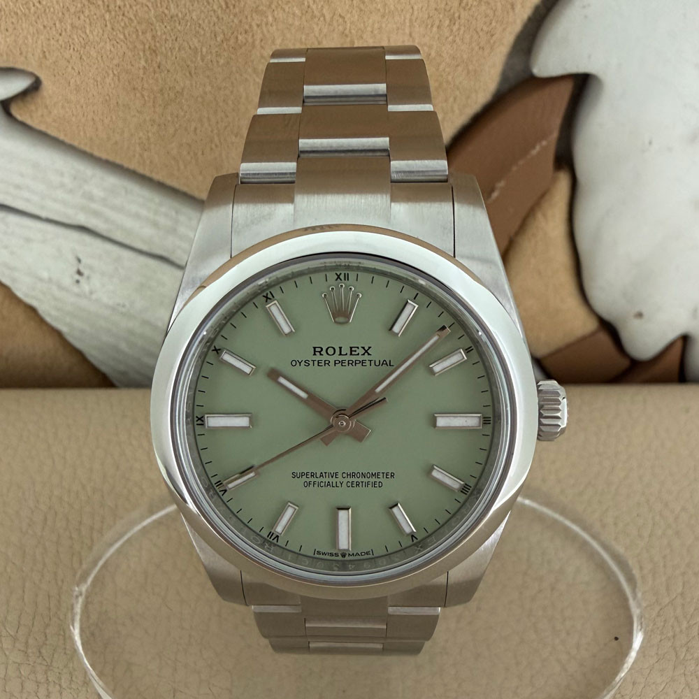 Rolex Oyster Perpetual Pistachio 124200 0