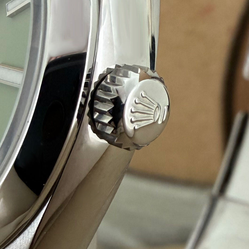 Rolex Oyster Perpetual Pistachio 124200 4