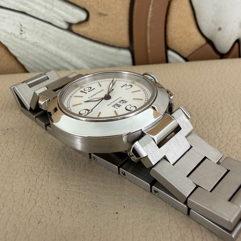 Cartier Pasha C Gran Data 2475 11