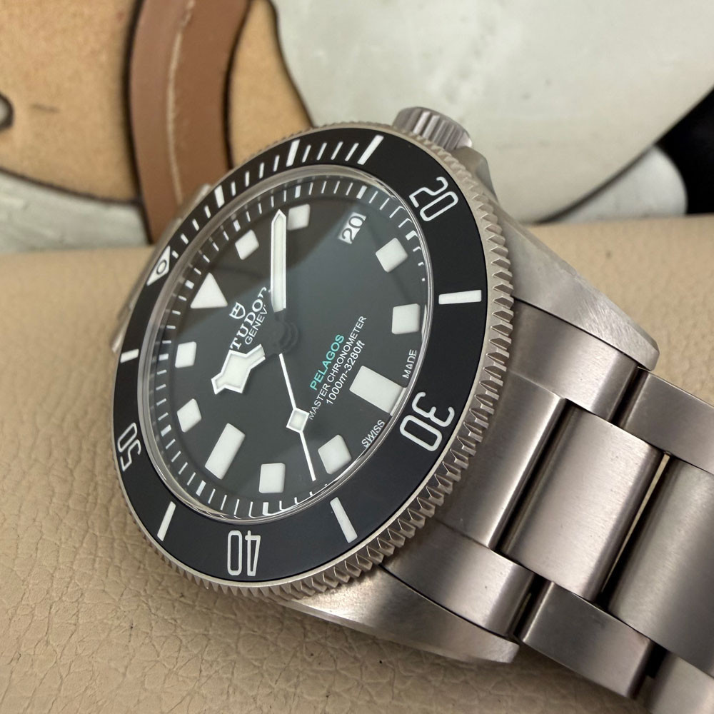 Tudor Pelagos Ultra 2543C1A7NU 13