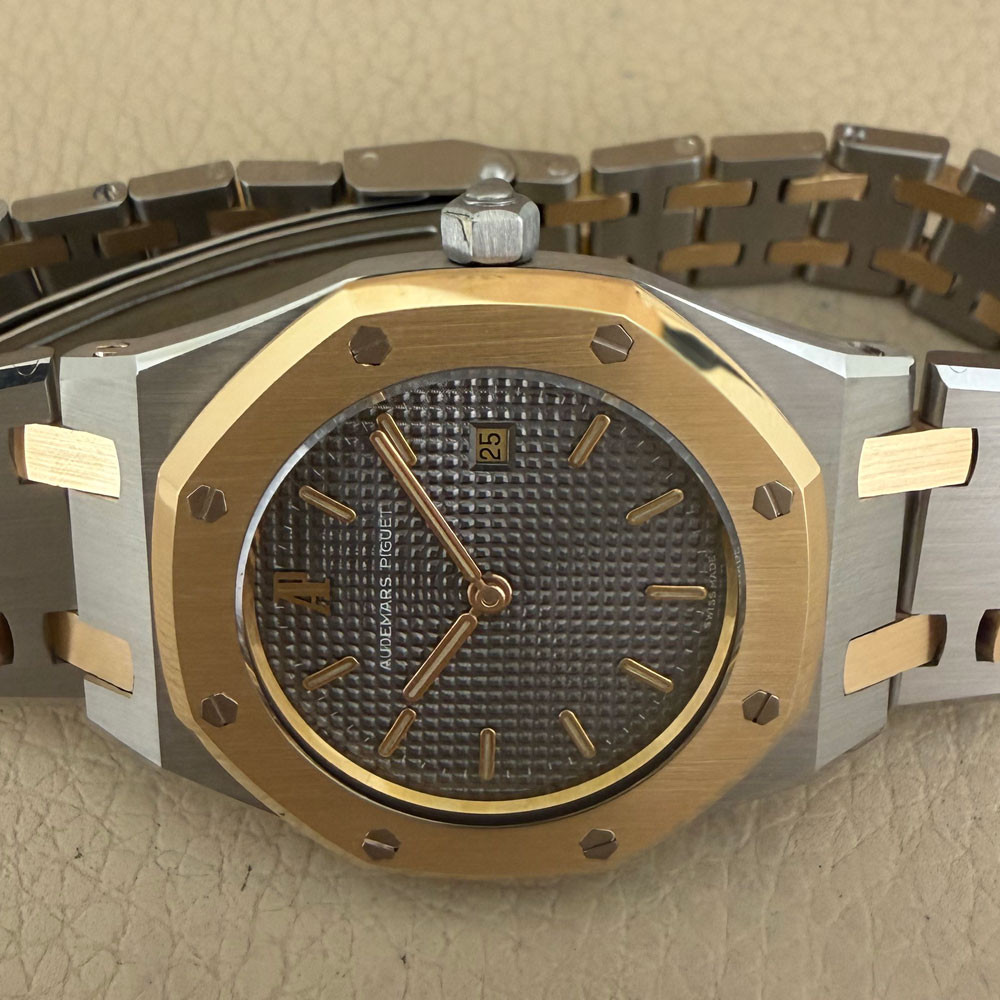Audemars Piguet Royal Oak Midsize 13