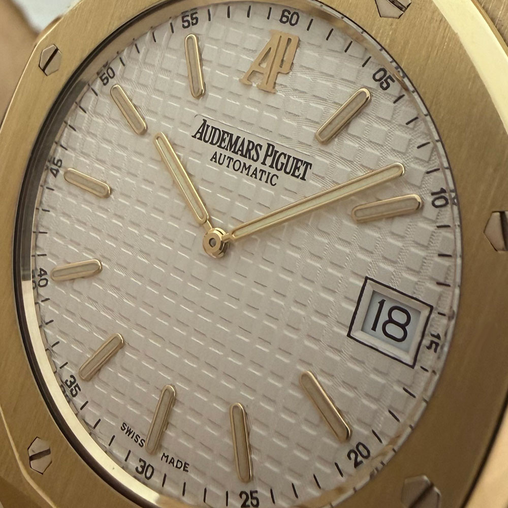 Audemars Piguet Royal Oak Jumbo 15202BA.OO.0944BA.01 5