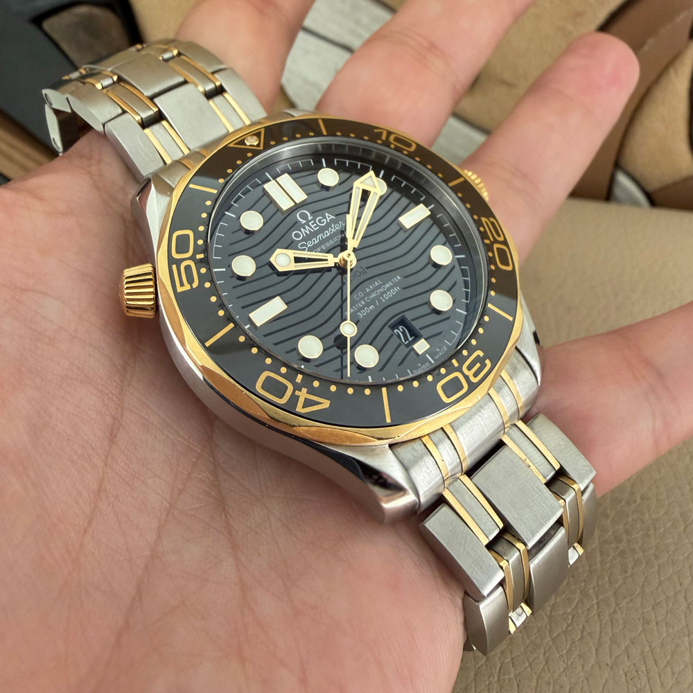 Omega Seamaster Diver 300 21020422001002 10