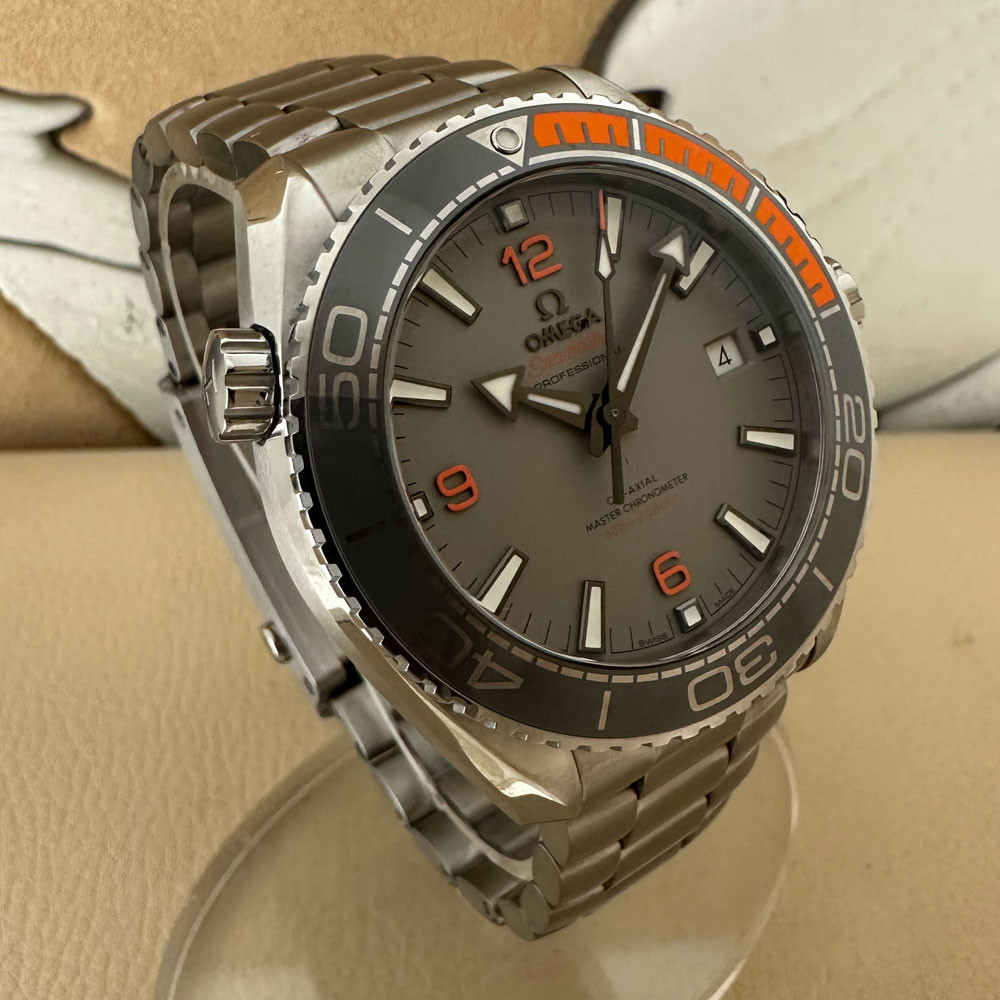 Omega Seamaster Planet Ocean 21590442199001 3