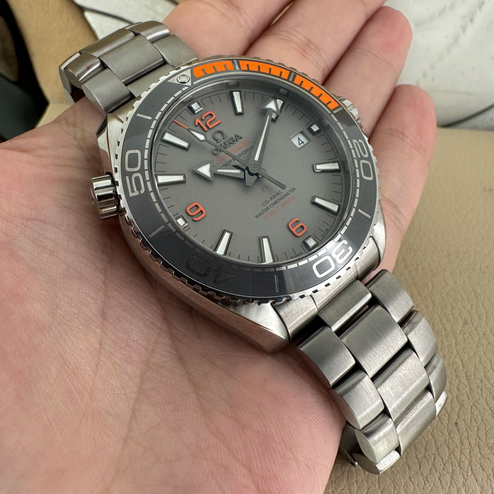 Omega Seamaster Planet Ocean 21590442199001 6