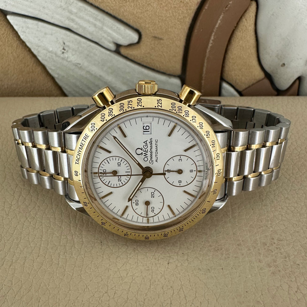 Omega Speedmaster Date 1750043 7
