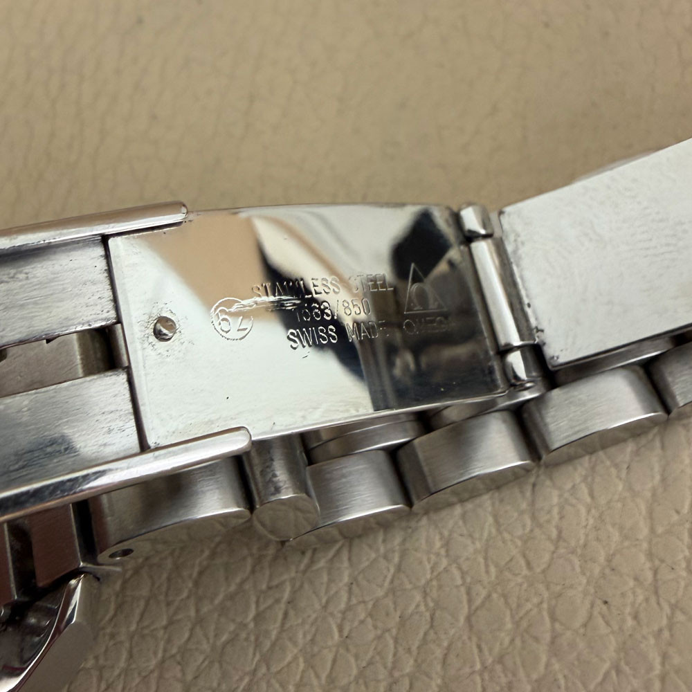 Omega Speedmaster Data 1750083 10