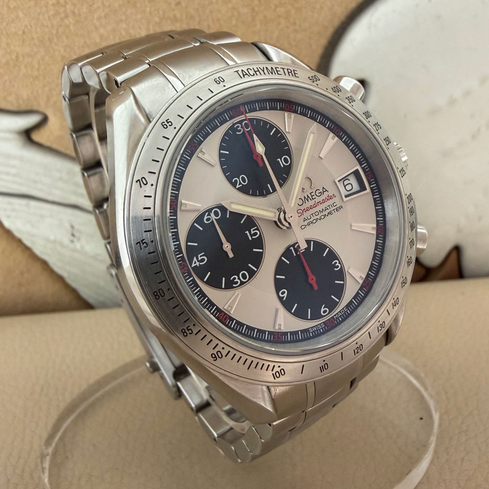 Omega Speedmaster Date 32113100 3