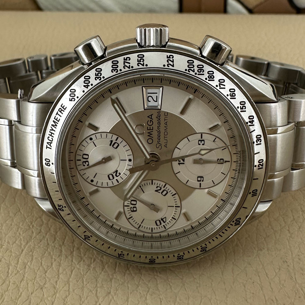 Omega Speedmaster Date 35133000 14