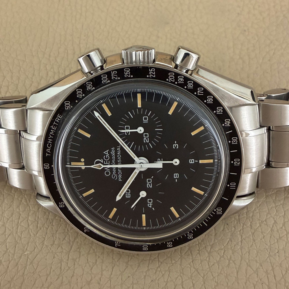 Omega Speedmaster Moonwatch 1450022 35705000 15