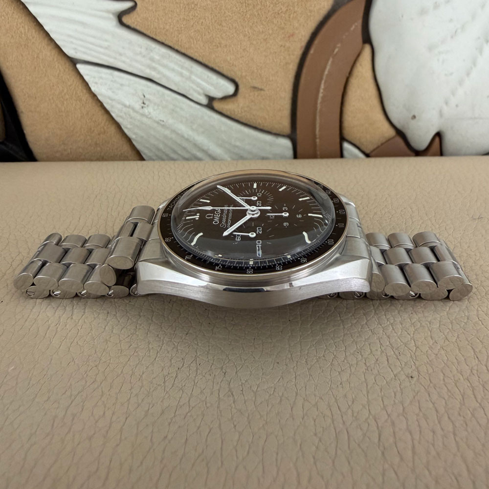 Omega Speedmaster Moonwatch Co  Axial 31030425001001 12