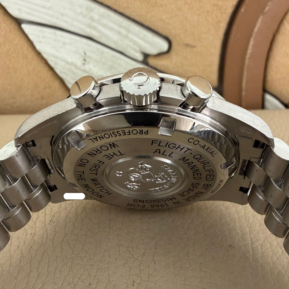 Omega Speedmaster Moonwatch Co  Axial 31030425001001 8