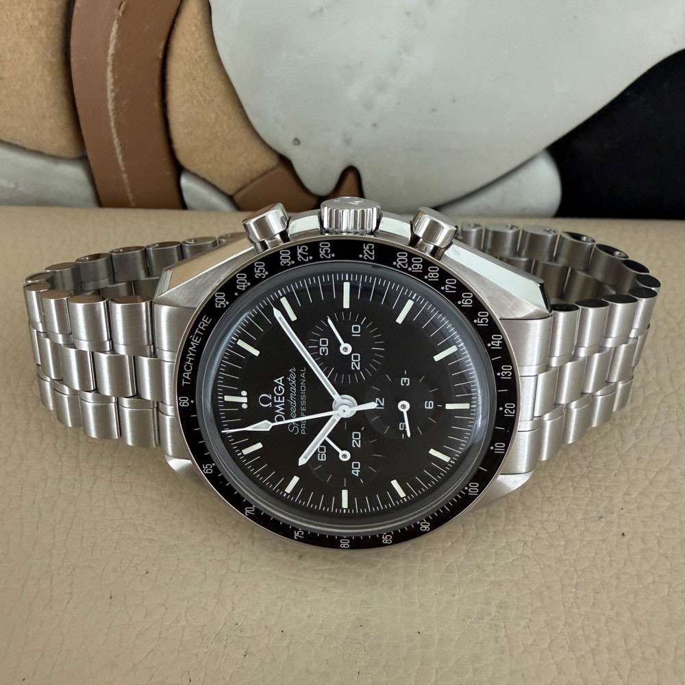 Omega Speedmaster Moonwatch Co  Axial 31030425001001 7