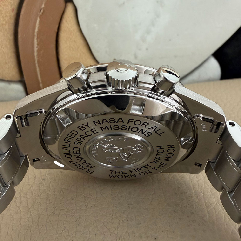 Omega Speedmaster Moonwatch Broad Arrow Moonphase 35752000 7