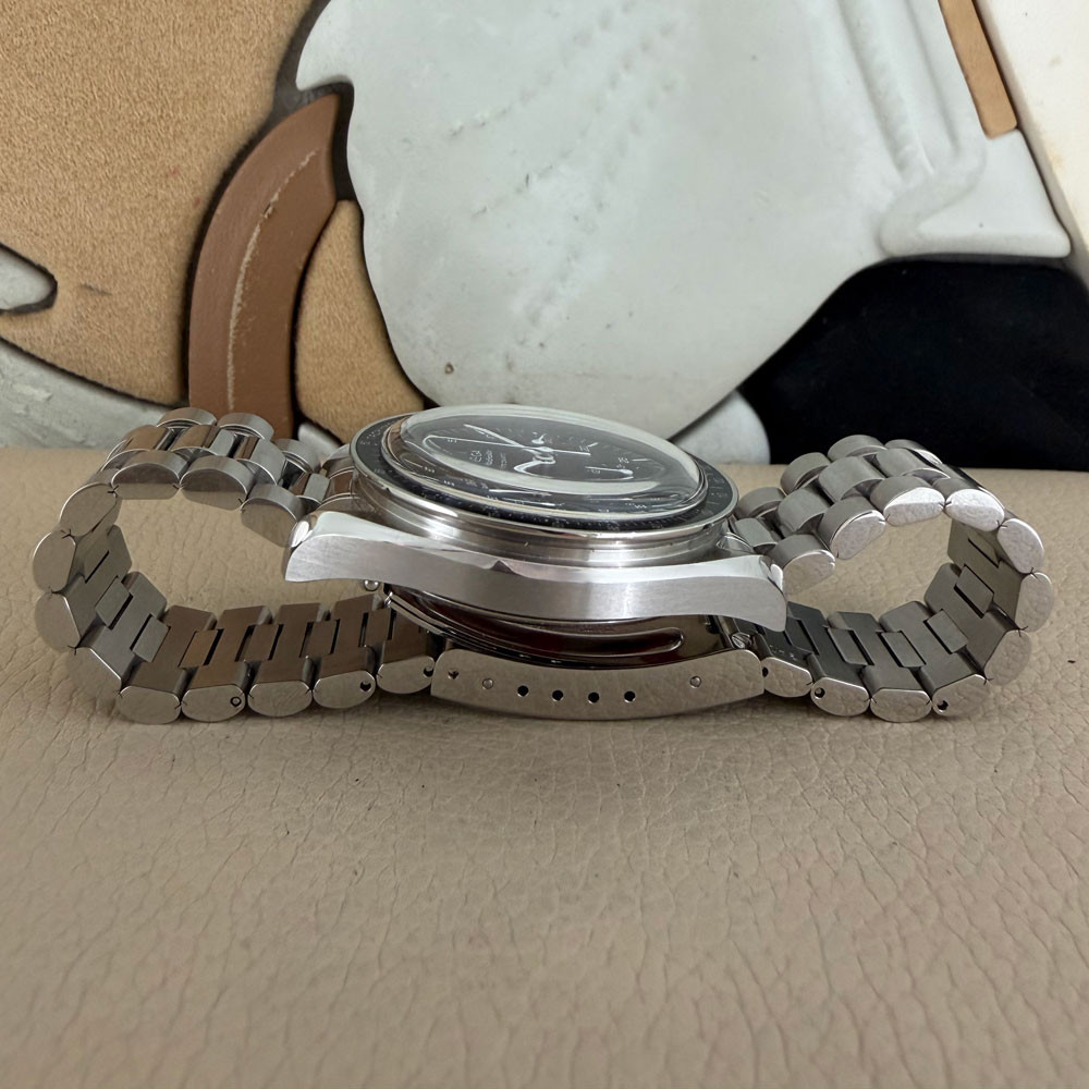 Omega Speedmaster Reduced 1750032 11