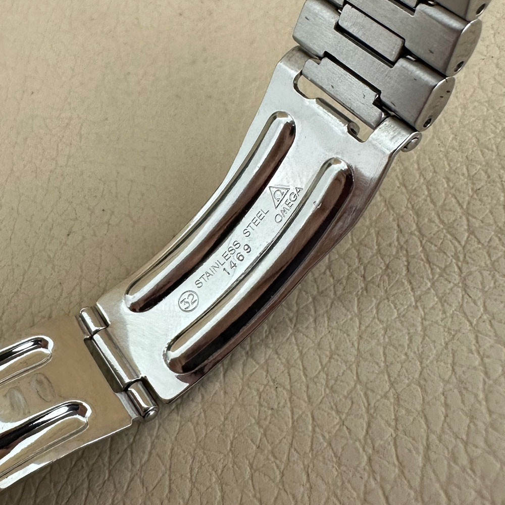 Omega Speedmaster Reduced Schumacher  38101240 10