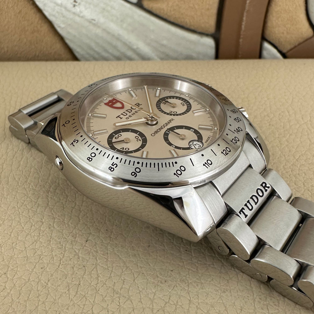 Tudor Sport Chronograph 20300 12
