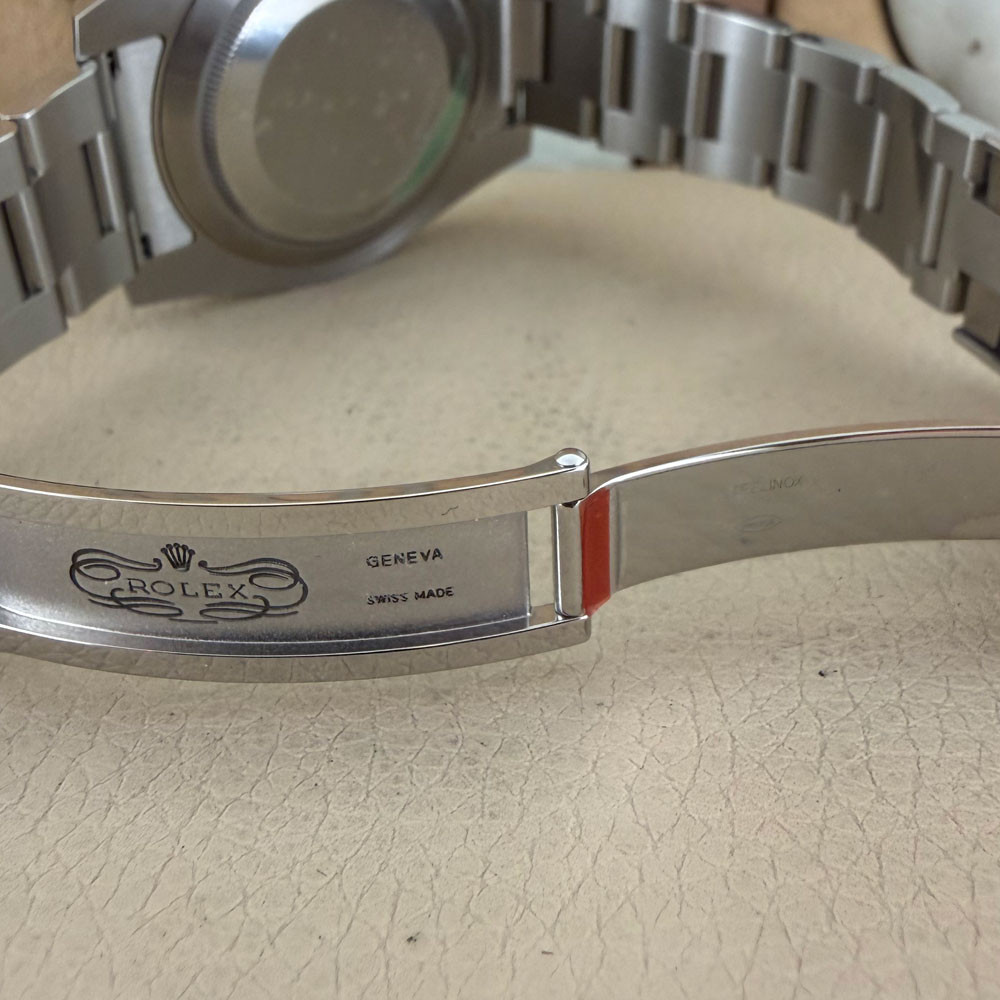 Rolex Submariner Hulk Mark I 116610LV 11