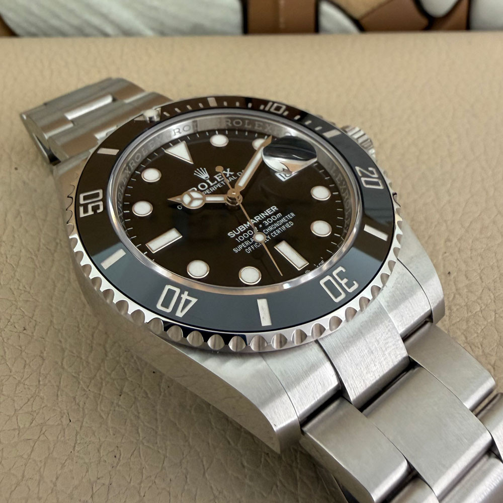 Rolex Submariner 126610LN 13