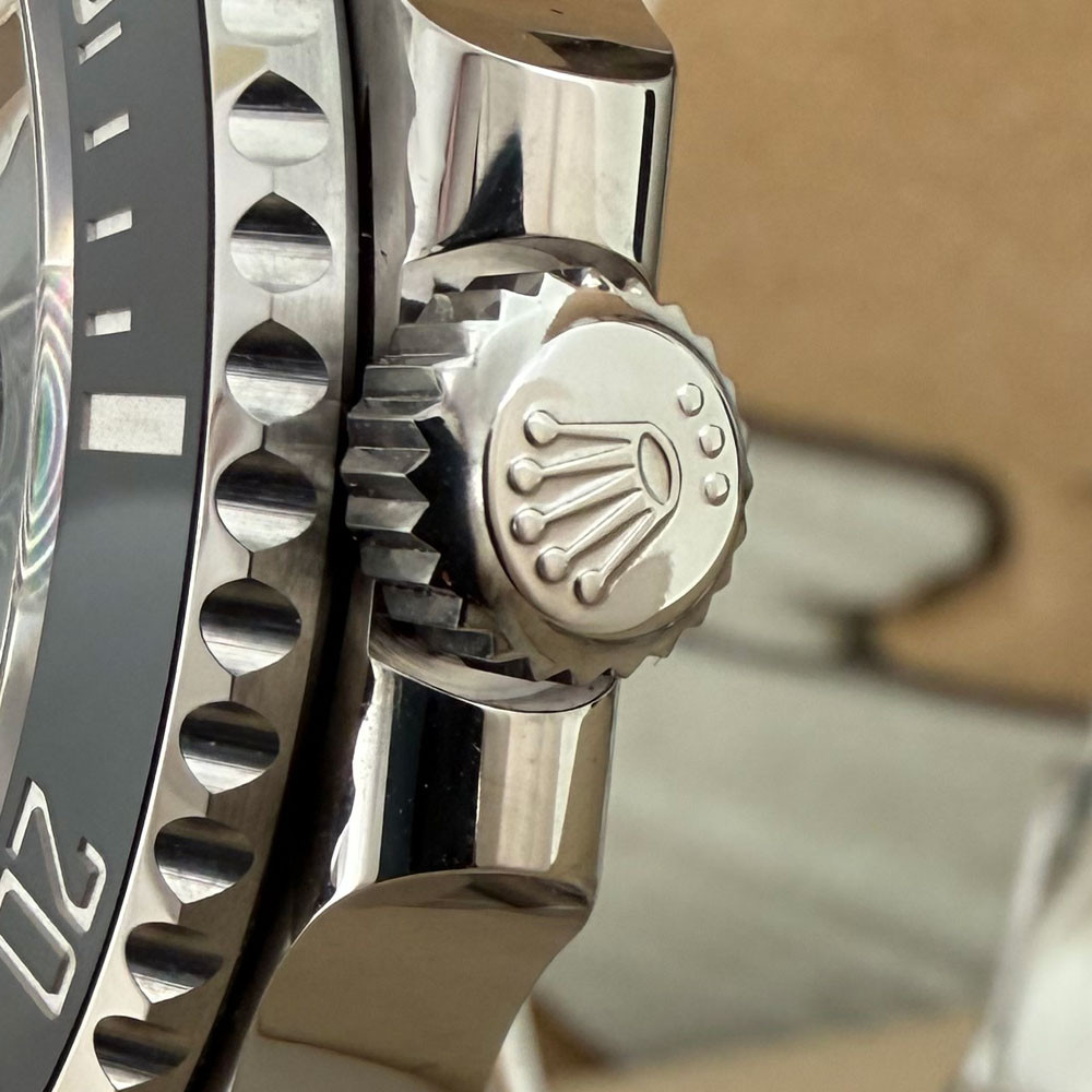 Rolex Submariner 126610LN 4