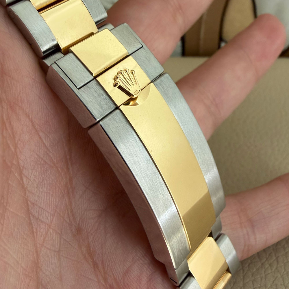 Rolex Submariner Date 126613LB 9