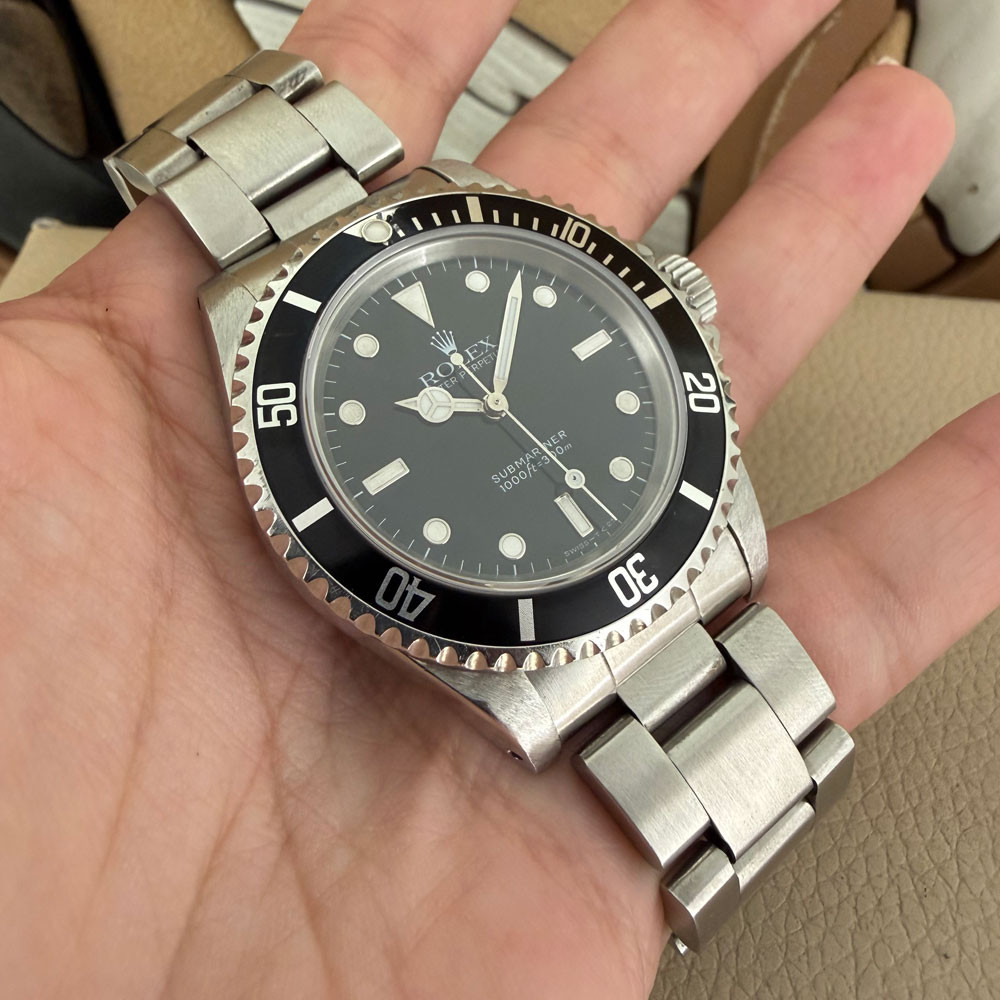 Rolex Submariner 14060 9