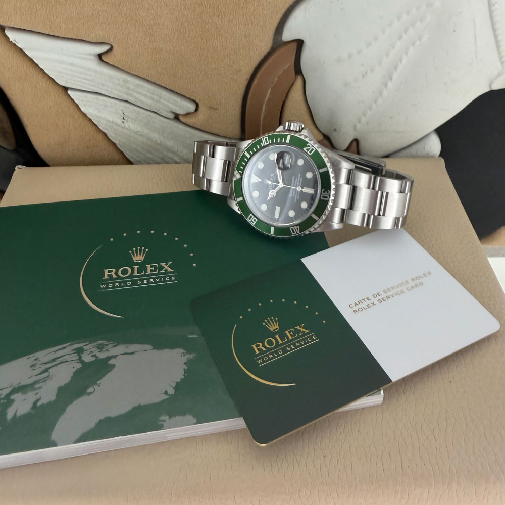 Rolex Submariner Ghiera Verde Service 2026 16610LV 1