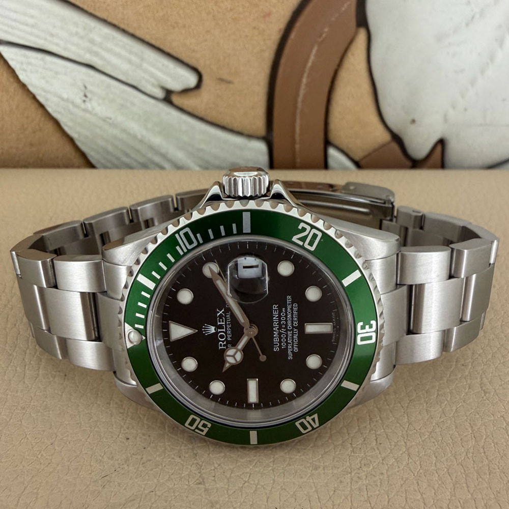 Rolex Submariner Ghiera Verde Service 2026 16610LV 8