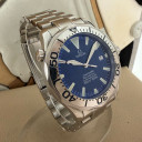 Omega Seamaster Electric Blue 22558000 3