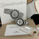 Omega Speedmaster Moonwatch Albino Limited Edition 35932000 2